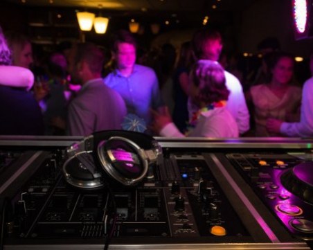 Заведенията в столицата се готвят за протест, остават отворени въпреки заповедта