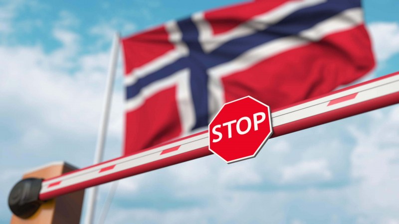 Норвегия отменя карантината за неваксинирани пътници