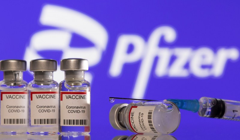 Pfizer пуска ваксина за Омикрон