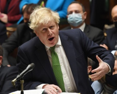 След САЩ: Великобритания обмисля санкции към Путин