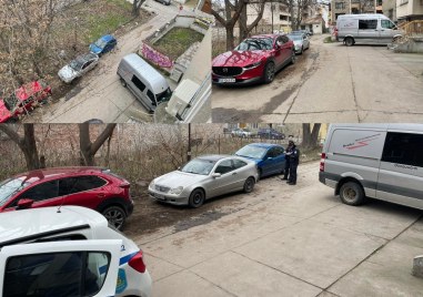 Автомобили ежедневно спират в нарушение на ул Свищов сигнализира читател
