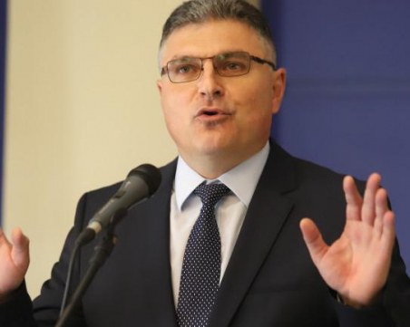 Бивш военен министър: Путин иска да върне величието на СССР