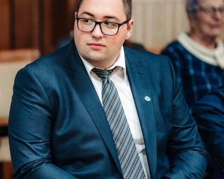 IT специалист от ИТН се закле като депутат