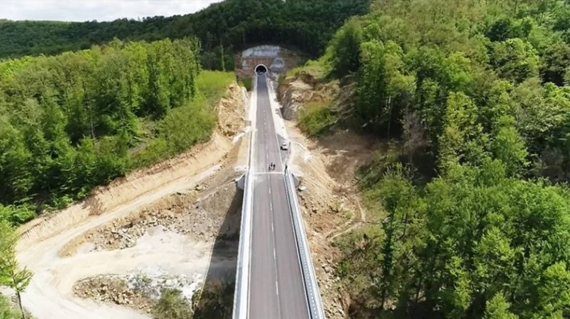 Караджов: Проектът за тунел под Шипка ще се състои