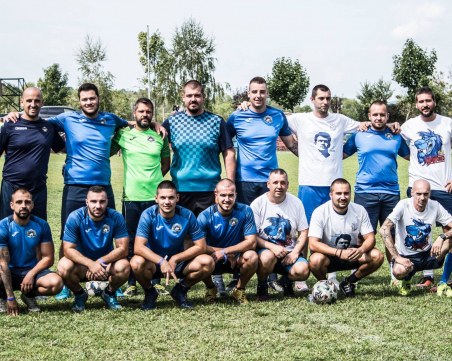 Левскари от Хисаря с кауза – събират средства за самотни възрастни хора