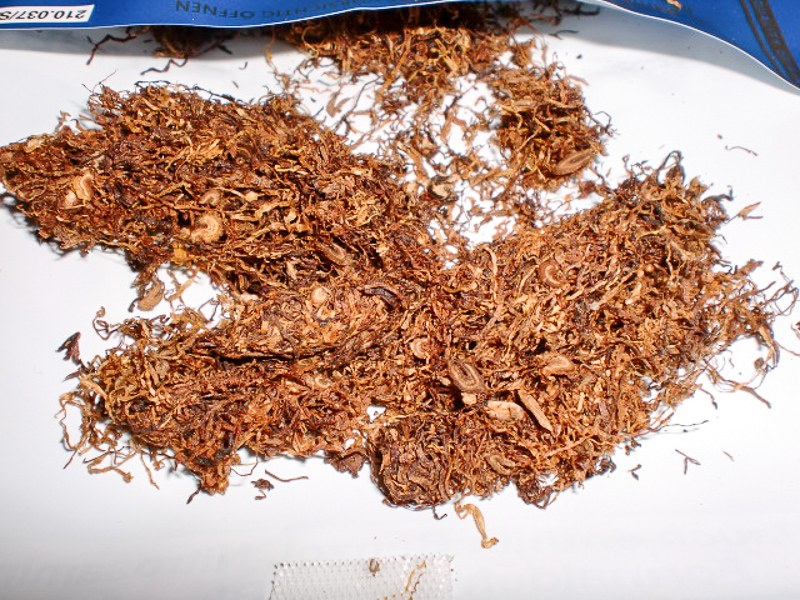 Иззеха 100 кг. тютюн от дома на възрастна жена в Столипиново