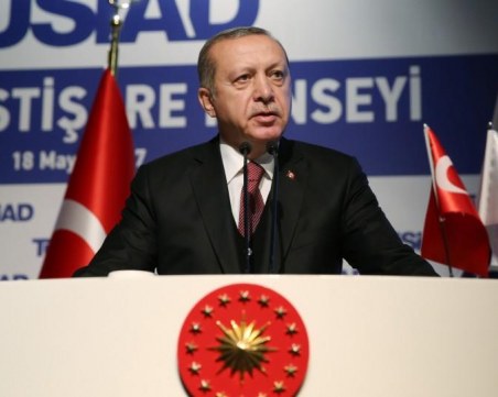 Ердоган заплаши медиите в Турция с репресии, ако заплашат основните ценности