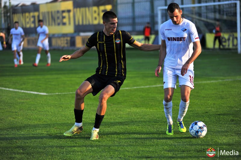 Вторият отбор на Ботев (Пловдив) победи Гигант (Съединение) с 2:0