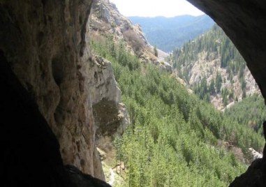 Пещера на хълма Габера в чертите на днешния Димитровград е