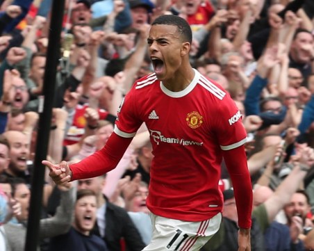 Обвиниха нападател на Ман Юнайтед в сексуален тормоз и побой