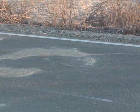 Откриха мъртва и обезобразена жена на път в Благоевградско, арестуваха трима души