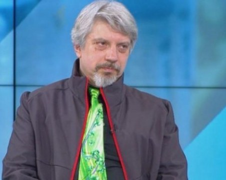 Проф. Витанов: Пандемията си отива, вирусът става анемичен