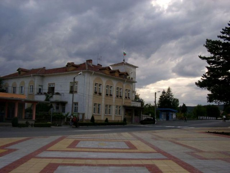 Първият за тази година почти пълен локдаун заради COVID-19 беше