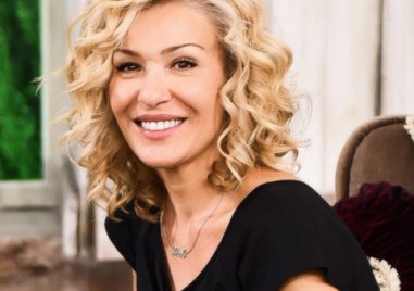 Водещата на На кафе Гала е с положителен тест за COVID 19