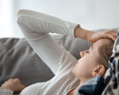 Какво ни мъчи - хормонално главоболие или менструална мигрена?