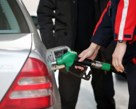 Горивата продължават да поскъпват: Средната цена на дизела в Пловдив прескочи 2,50 лева за литър