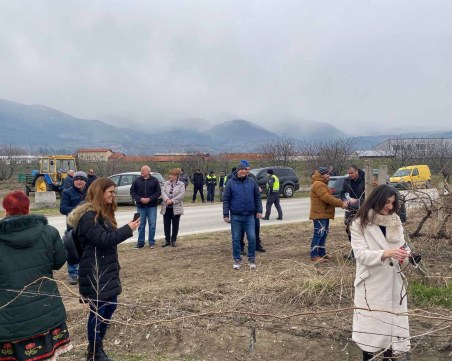 В Куклен зарязаха лозите, отличиха най-добрите винари