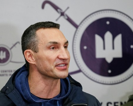 Владимир Кличко става доброволец в украинската армия