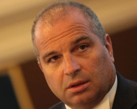 Регионалният министър: Някой пътища у нас са станали на 