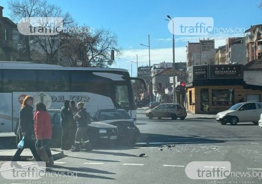 Катастрофа е станала на едно от най оживените кръстовища в Пловдив