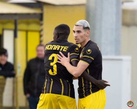 Билетите за контролата Ботев - Септември ще се продават във фен магазина