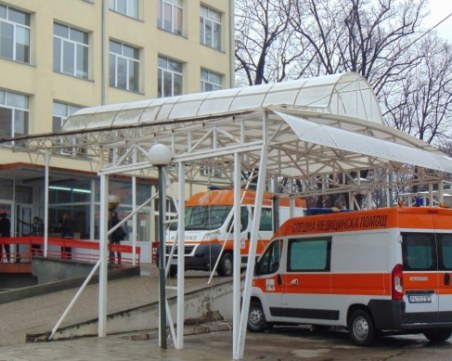 Болницата в Пазарджик с три пъти по-високи сметки за ток, разплаща се със спестени пари