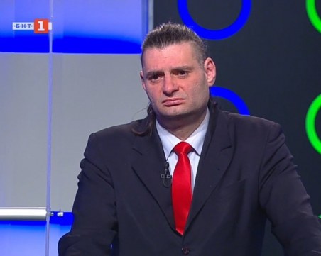 Служител на район 