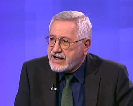 Проф. Димитров: Недопустимо е прекратяване на дейността на историческата комисия