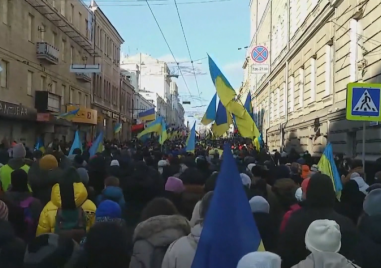 Хиляди се включиха в Марша на единството в Харков Градът