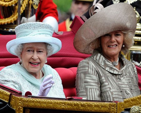 Елизабет II желае Камила да бъде кралица консорт