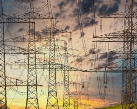 Новите фактури за ток - от понеделник с компенсации за бизнеса