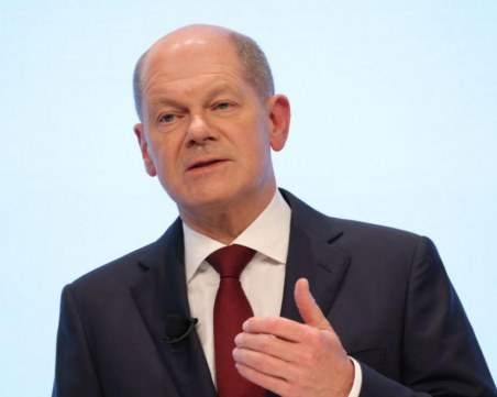 Олаф Шолц: Германия е готова да изпрати допълнителни войски в Балтийските държави