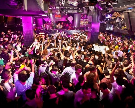 Заведения във Велинград са хванати в нарушение на противоепидемичните мерки