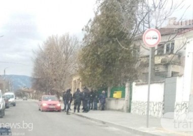 Пловдивската полиция разкри светкавично въоръжения грабеж извършен днес следобед в