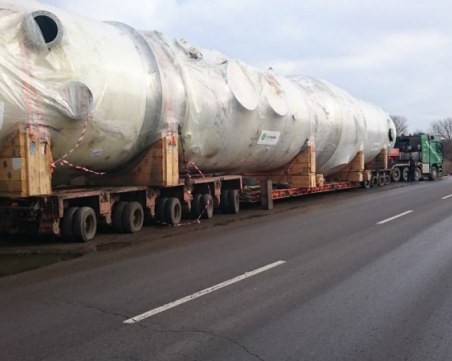 Камиони с високогабаритни товари тръгват утре по Околовръстно на Пловдив и АМ 