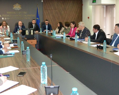 Наливат 1 млрд. в  новия Фонд за регионално развитие, кметовете сами ще определят обектите