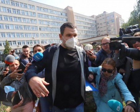 Пеевски е подал молба до БНБ за проверка на кредита на 