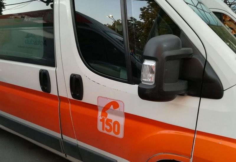 Колата на украинско семейство се преобърна в урва по пътя Смолян-Пловдив