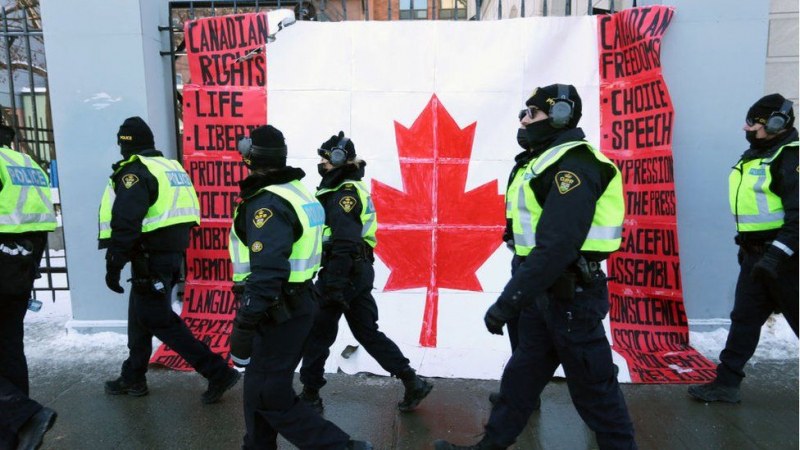 Продължава блокадата на границата между САЩ и Канада, напрежение на протеста в Нова Зеландия