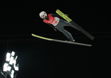 Българският спортист Владимир Зографски успя да преодолее квалификациите по ски