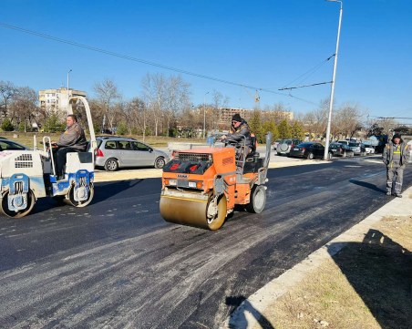 Изградиха нови тротоари и достъпна среда по ключови кръстовища в 