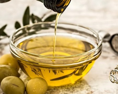 Как да разпознаем фалшивия зехтин от истинския?