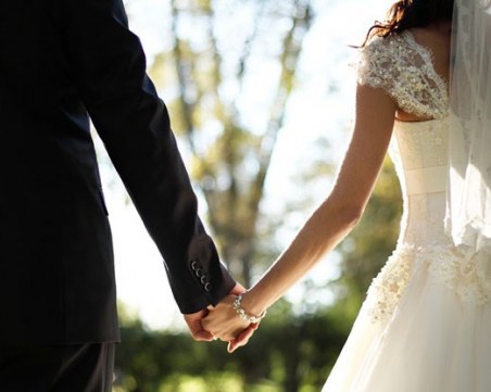 Влюбена двойка избра да бъде венчана от кмета на Пловдив на 14 февруари