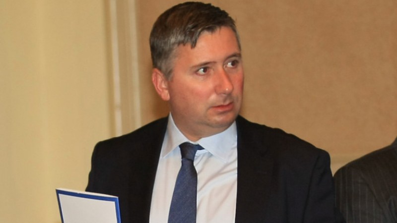 Иво Прокопиев съди за клевета четирима депутати от ДПС