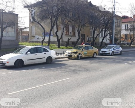 Катастрофа с такси до Централна гара