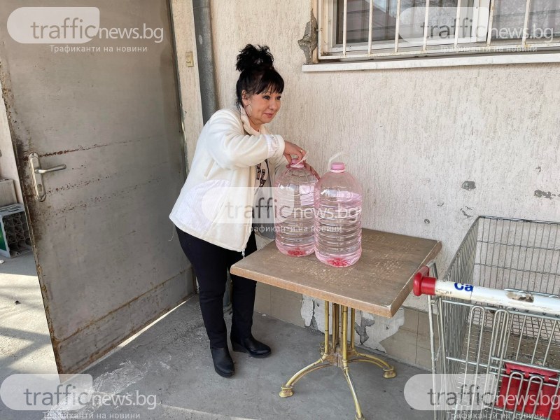 Ракията в бутилки от вода в Пловдив била на дистрибутор за лична употреба, той остана и без работа