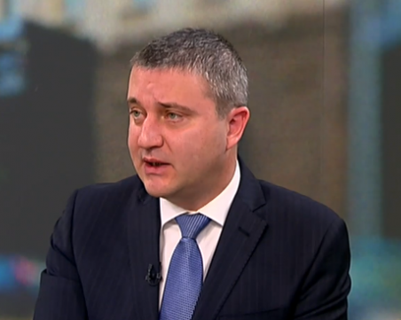 Горанов: Ирационални са очакванията на премиера да ме задържат заради някакви твърдения