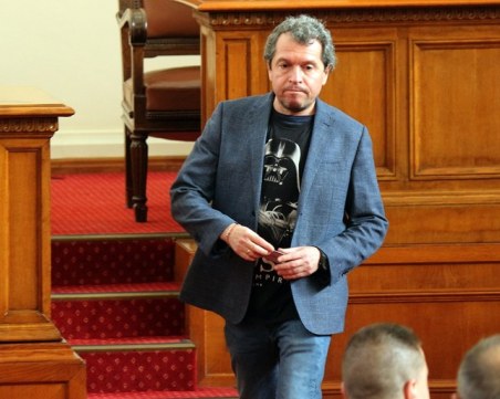 Тошко Йорданов: Държавата да не плаща за реклама в частни медии, а държавните да не получават пари от частния бизнес