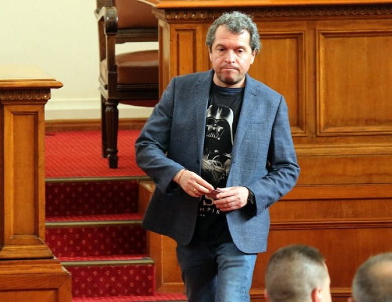 Тошко Йорданов: Държавата да не плаща за реклама в частни медии, а държавните да не получават пари от частния бизнес