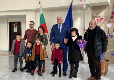 Днес в Деня на влюбените Свети Валентин кметът на Пловдив